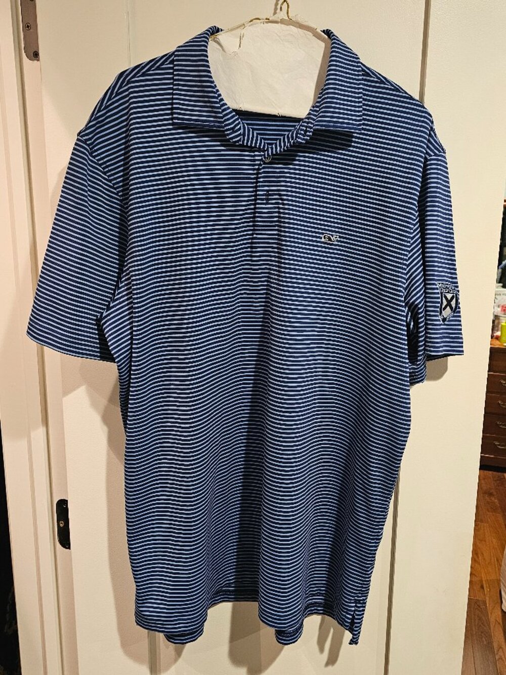 Vineyard Vines Golf Polo Shirt Blue and White Striped Large